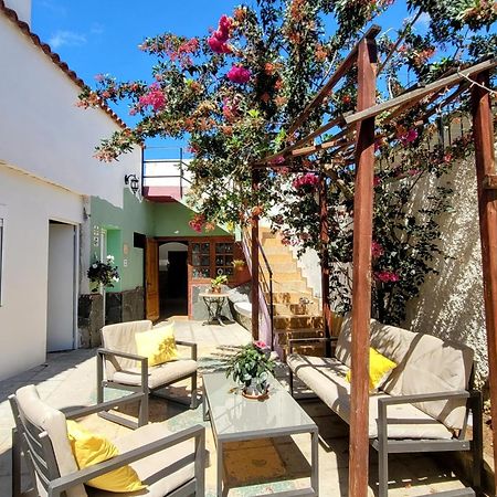 Eden Guesthouse Sardina المظهر الخارجي الصورة