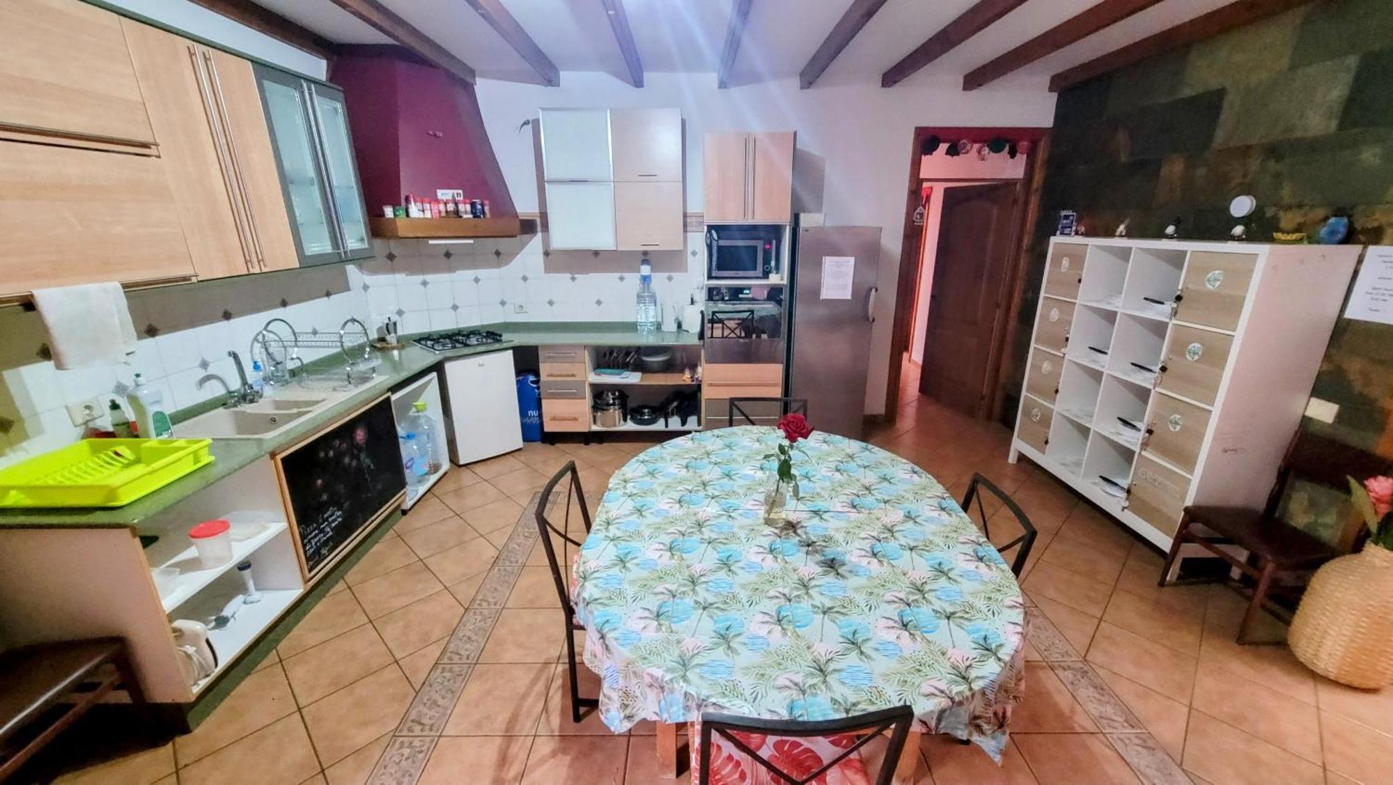 Eden Guesthouse Sardina المظهر الخارجي الصورة